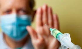 Αυστραλία: Αντιδράσεις παπάδων αλλά και ομογενών εκπαιδευτικών για τον υποχρεωτικό εμβολιασμό