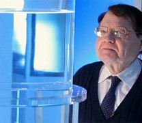 Λυκ Μοντανιέ: Οι μη εμβολιασμένοι θα σώσουν την ανθρωπότητα (vid) Λυκ Μοντανιέ: Οι μη εμβολιασμένοι θα σώσουν την ανθρωπότητα (vid)
