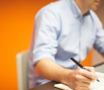 Με μισθό πείνας 330 ευρώ 1 στους 3 εργαζόμενους στον ιδιωτικό τομέα Με μισθό πείνας 330 ευρώ 1 στους 3 εργαζόμενους στον ιδιωτικό τομέα