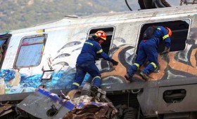 Εντολή Μητσοτάκη: Οι νεκροί να μην ξεπεράσουν τους 36 (ενώ μπορεί να είναι 77) Εντολή Μητσοτάκη: Οι νεκροί να μην ξεπεράσουν τους 36 (ενώ μπορεί να είναι 77)