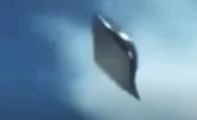 Μοντέλο κατέγραψε UFO καθώς πετούσε πάνω από την Κολομβία (vid) Μοντέλο κατέγραψε UFO καθώς πετούσε πάνω από την Κολομβία (vid)