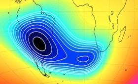 Μια μυστηριώδης μαγνητική ανωμαλία αναπτύσσεται πάνω από τη Γη Μια μυστηριώδης μαγνητική ανωμαλία αναπτύσσεται πάνω από τη Γη
