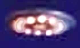 UFO επιθεωρούν εξέδρα πετρελαίου στον Κόλπο του Μεξικού (vid) UFO επιθεωρούν εξέδρα πετρελαίου στον Κόλπο του Μεξικού (vid)