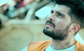 Ρεμί Ντε Βο: “Αποσύμπλεξη” – Η απίθανη ιστορία του σύγχρονου μη προνομιούχου Ρεμί Ντε Βο: “Αποσύμπλεξη” – Η απίθανη ιστορία του σύγχρονου μη προνομιούχου