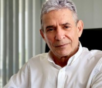 Παντελής Βουτουρής: «Κάπου στην Κύπρο, στον νομό Πρεβέζης» Παντελής Βουτουρής: «Κάπου στην Κύπρο, στον νομό Πρεβέζης»