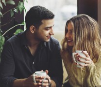 Tα τρία ζώδια που φημίζονται για το επιλεκτικό τους φλερτ Tα τρία ζώδια που φημίζονται για το επιλεκτικό τους φλερτ