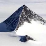 Μυστηριώδης πυραμίδα στην Ανταρκτική (βίντεο)