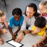 SELFIE: Οι νέες τεχνολογίες μπαίνουν στα σχολεία (vid)
